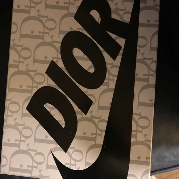 Air Dior 8 1/2 - Picture 2 of 2